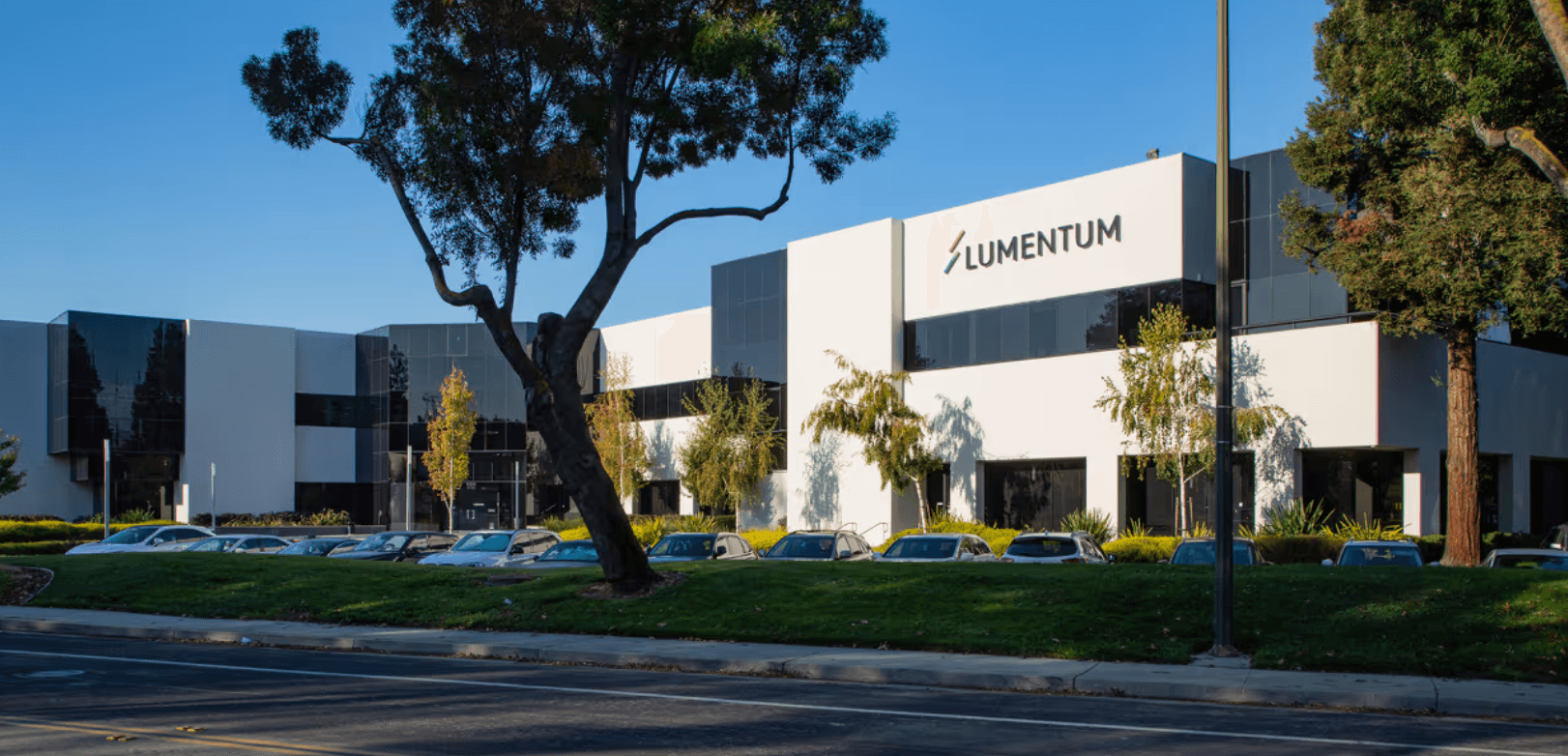 Lumentum Stock Rises on Strong Guidance Ahead of CPI Data | WEEX TradFi Daily Brief