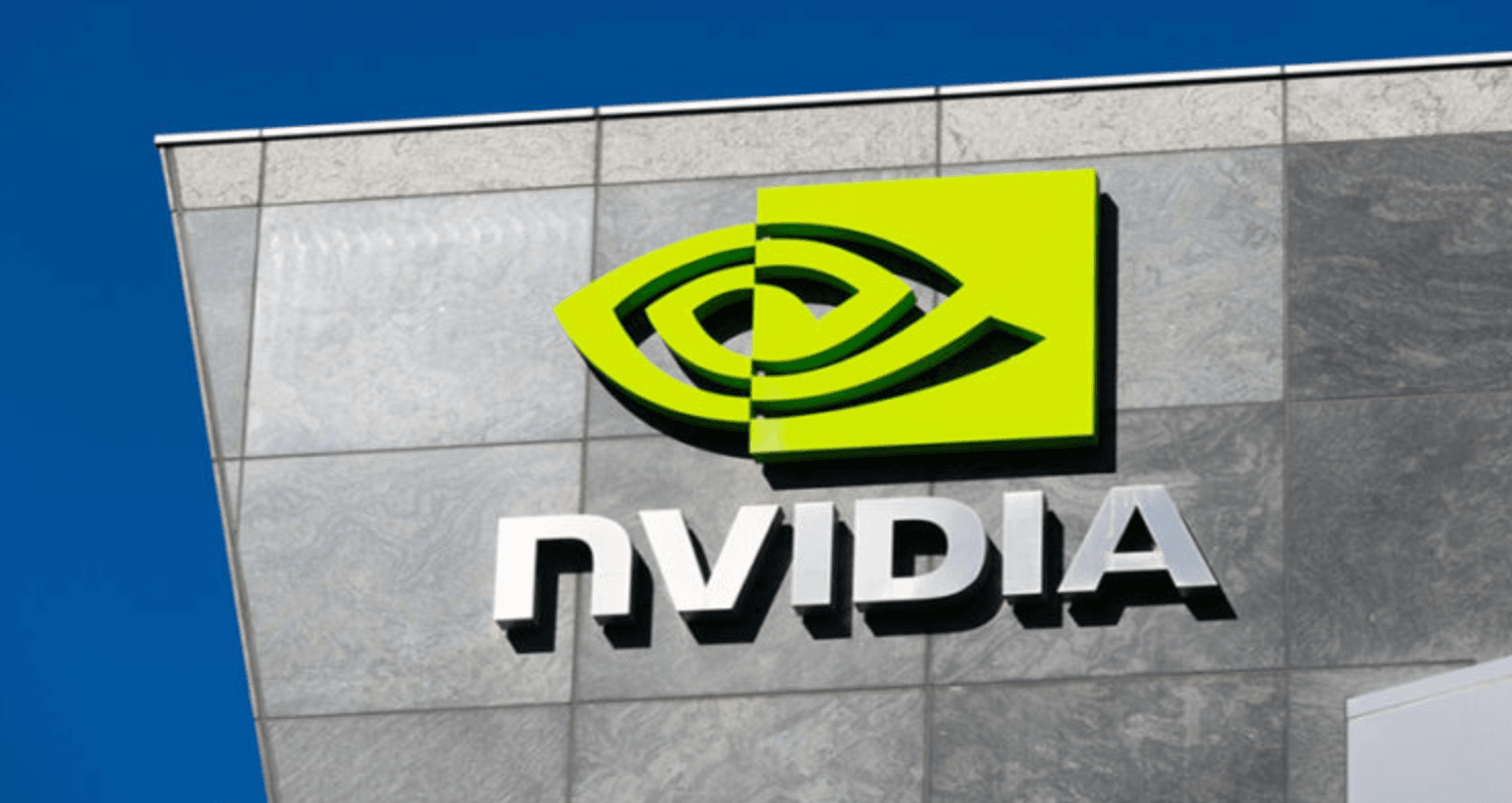 Акции NVDA у максимума, а конкуренты упали на 18–32%: чем объясняется разрыв